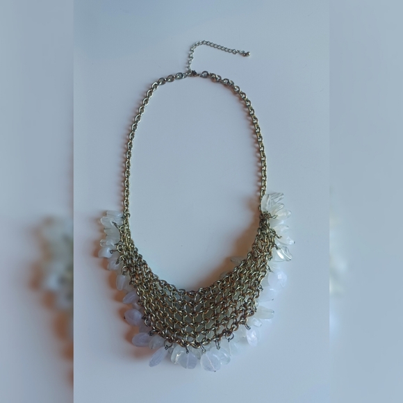 Crushed Ice Cluster Bead Statement Necklace White & Gold - Picture 3 of 3